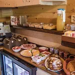Πανσιόν Pohadka 3*